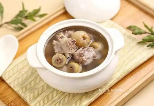 孕期乳头流清水了-怀孕期间乳晕流水网 :分享怀孕乳晕分泌白色分泌物-怀孕了乳晕出奶口明显正常吗知识